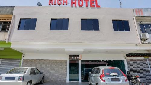Batu Pahat Hotel | Rich Hotel