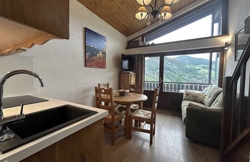 La Clusaz Apartment | Richemont 12 - Duplex for 4 people 2* near ski slopes