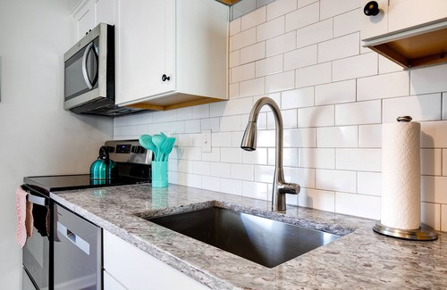 Mosby House | Richmond Gem whole house 3 BR fenced yard!n