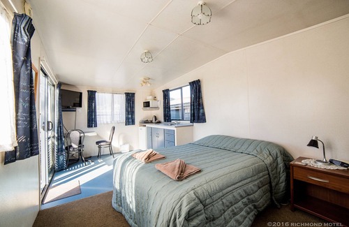 Richmond Hotel | Richmond Motel & Holiday Park