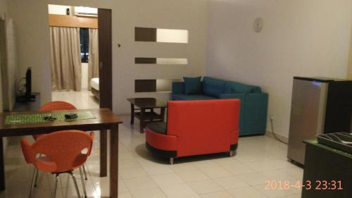Taman Pertama Apartment | Richone Maluri Private Hotel