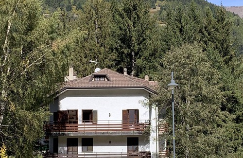 Ponte di Legno Apartment | Ridge Line