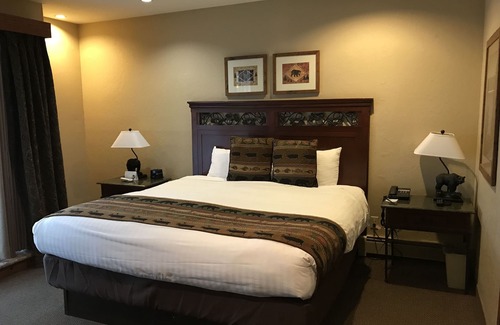 Tahoe Village Resort | Ridge Tahoe Resort 2B, 2 Master Suites