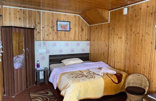 Darjeeling Apartment | Ridge View Chalet Homestay