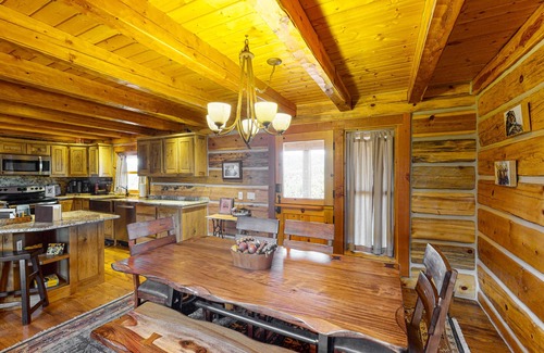 Pagosa Meadows IV House | Ridgetop mountain-view home on 5 acres with Gas Grill, AC & fireplace