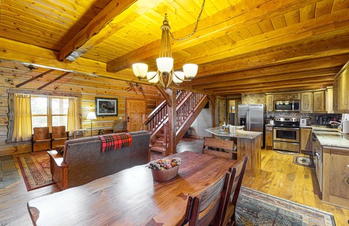 Pagosa Meadows IV House | Ridgetop mountain-view home on 5 acres with Gas Grill, AC & fireplace