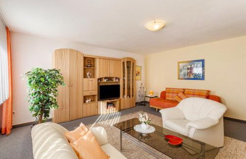 Saalhausen Apartment | Riedel Fronz