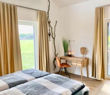 Sehestedt House | Riesiges Ferienhaus mit 4 SZ an der Nordsee! Sauna