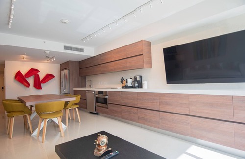 Aruba House | Right on Eagle Beach - Oceania Residences 2 bedroom/2 bath ground level 🌴☀️👙