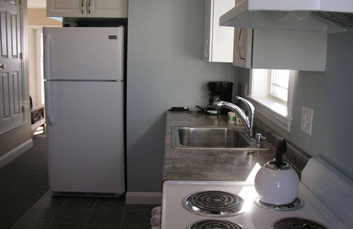 York Beach Apartment | Right on Long Sands Beach!
