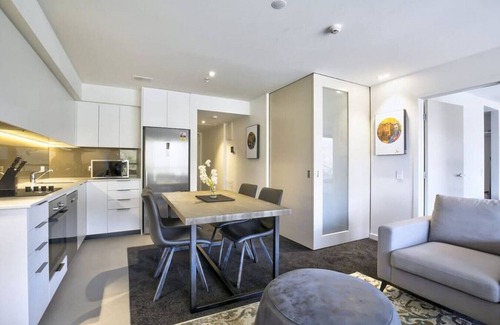 Arthur's Point Apartment | Rihir Apartment @ the base of Coronet Peak