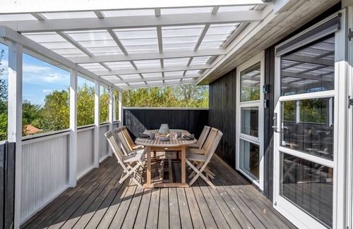 Knebel House | "Rik" - 2km from the sea by Interhome