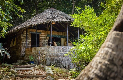 Sibu Island Resort | Rimba Resort - Dive Centre and Spa