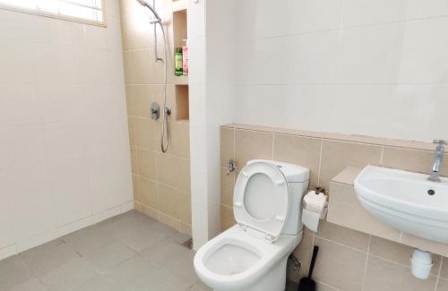 Jenjarom House | Rimbayu Homestay 12 - Quayside Mall - Kota Kemuning