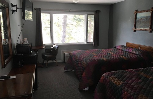 Thompson Falls Hotel | Rimrock Lodge