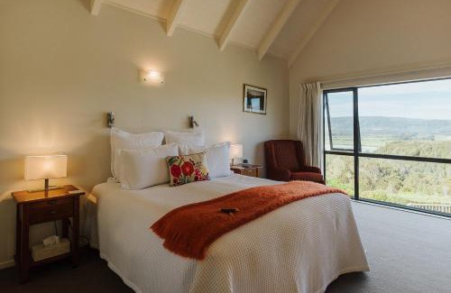 Hokitika Cabin | Rimu Lodge