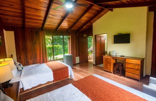 Mogote de Bagaces Cabin | Rinconcito Lodge