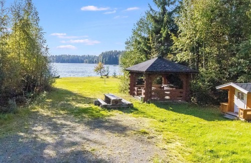 Tahkovuori House | Rinnepelto Lomamökit by Interhome