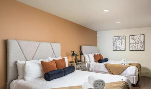 River North Art District Apartment | RiNo Loft With Parking And Mountain Views