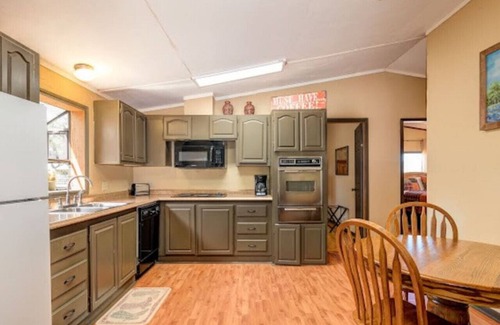 Uvalde House | Rio Vista at Lightning Bug Springs