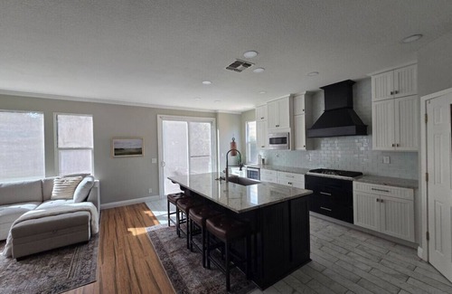 Ripon House | Ripon Park House, 4 bedroom 2.5ba