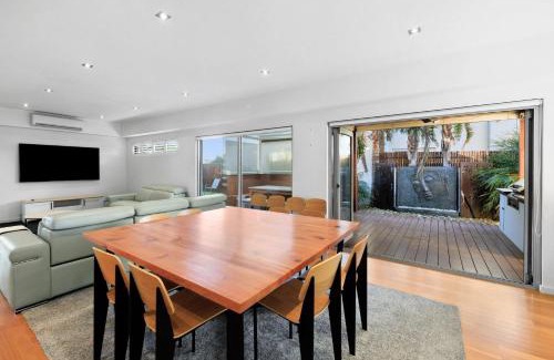 Torquay House | Rippleside Spa Premium 12