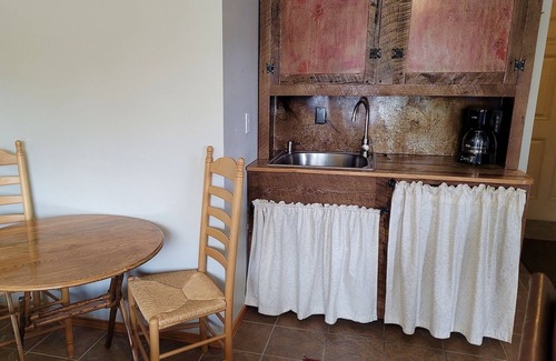Winthrop Apartment | Rippling River Suite in Winthrop WA!