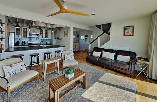 Surf City House | Riptide | Oceanfront, Pet-friendly