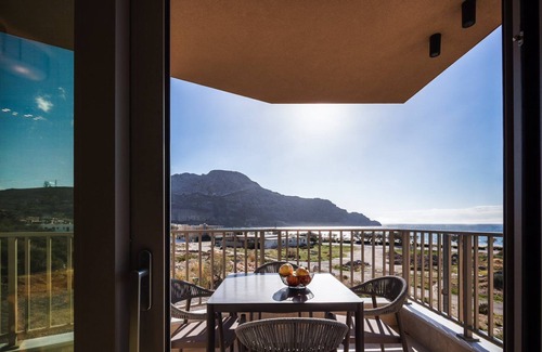 Monopari Apartment | RIRIKA Beach Living, New Feel-At-Home Luxury Beach Suite