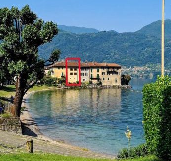 Lierna Apartment | Riva Bianca Castle Holiday Home