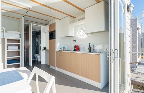 Rimini House | RivaMar 11 - Nomastay House Boats