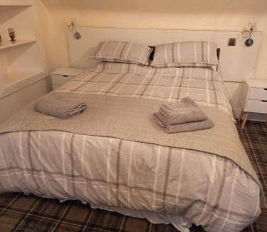 Garve Hotel | River Black Water inn