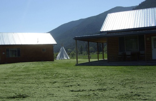 Superior Cabin | River Cook Cabin