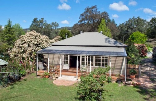 Kangaroo Valley Cottage | River Cottage - boutique accommodation