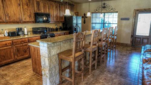 Concan House | River Dance