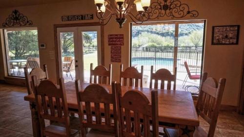 Concan House | River Dance