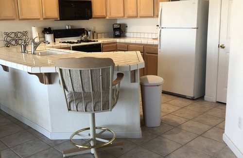 Bullhead City House | River Escape: 2 Bed/2 Bath with Bonus room.Available 31 or more nights only