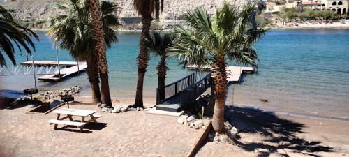 Bullhead City House | River Front Hideaway
