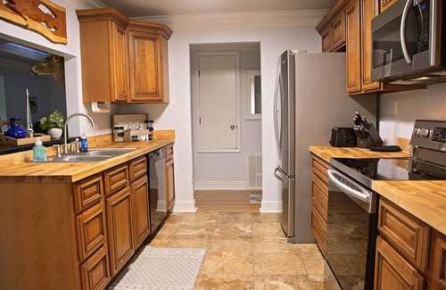 Gulfport Villa | River Front Villa w/Boat Slip