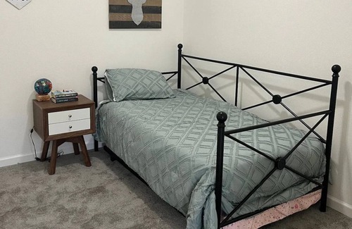 Cathlamet House | River House in Cathlamet