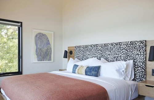 Malden House | River House South / Waterfront