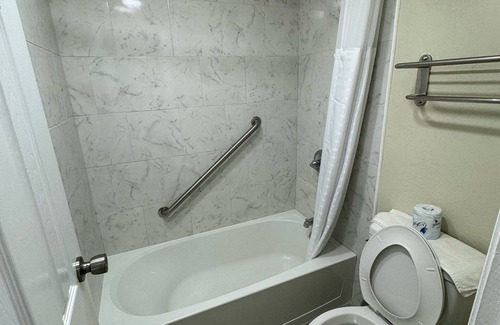Melbourne Hotel | River Palm Hotel