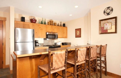 River Run Condo | River Run | Spacious 2BR Condo + Fireplace