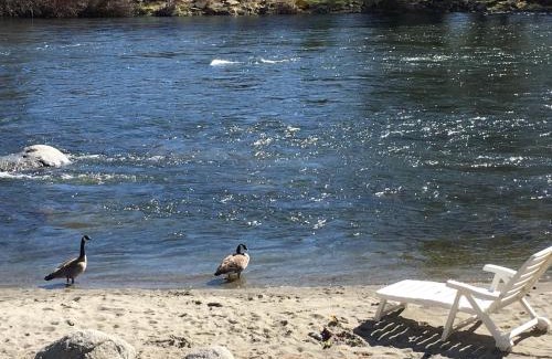 Leavenworth Hotel | River's Edge Lodge