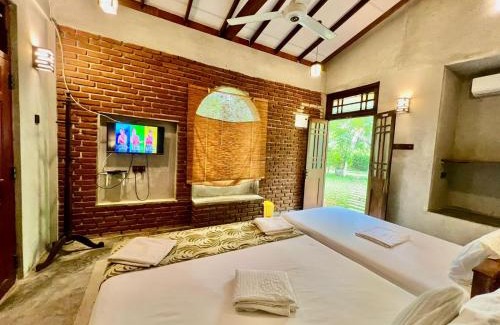 Wellawaya Cabin | river side resort - wellawaya