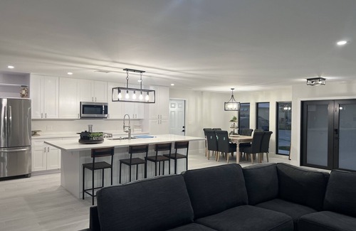 Gulf Cove House | River Sister Two: Beautiful home on Myakka River