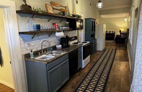 Centerville Apartment | River Valley Lake Getaway