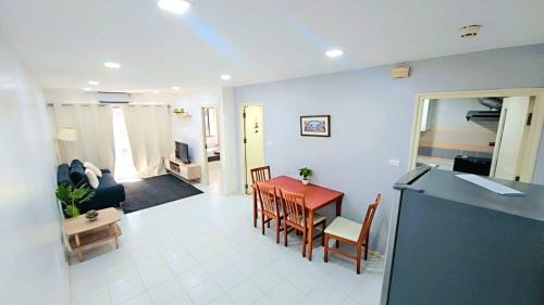 Bang Phong Phang Apartment | River View 03