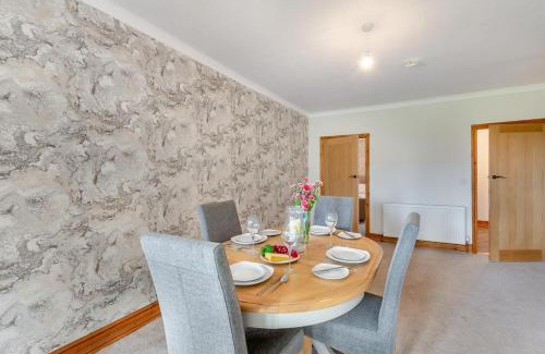 Skipton Apartment | River View at Hanlith Hall