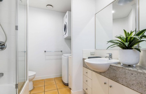 Noosaville Resort | River Views.Iconic Central Location.Walk To Everything